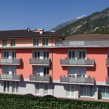 Hotel Garni Corallo Torbole Sul Garda ภายนอก รูปภาพ